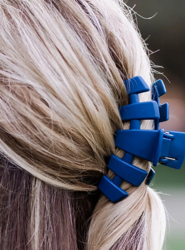 Classic Midnight Rain Medium Claw Hair Clip - Tres Chic Boutique