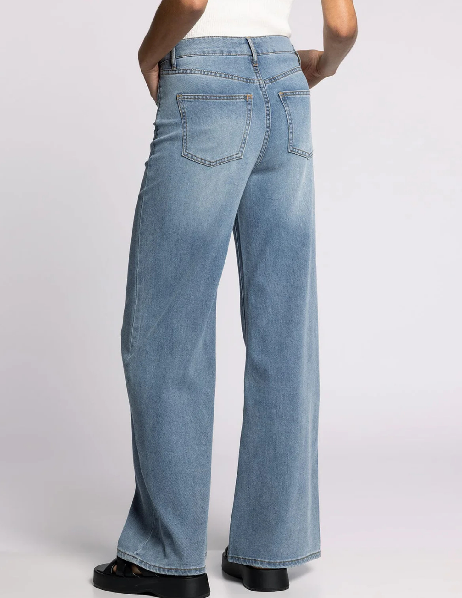 Taylor High Rise Wide Jean - Tres Chic Boutique