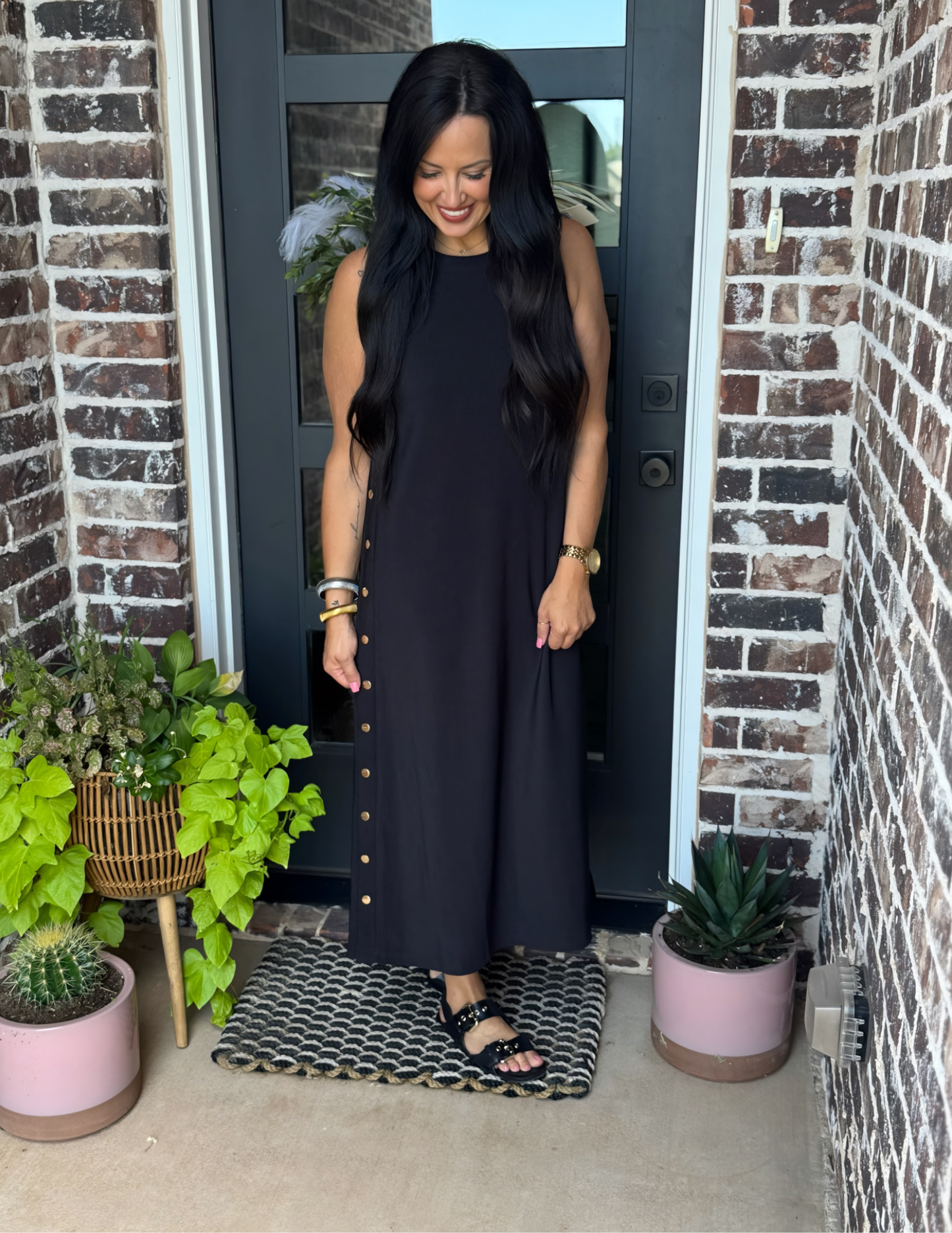 Black Pullover Midi Dress - Tres Chic Boutique