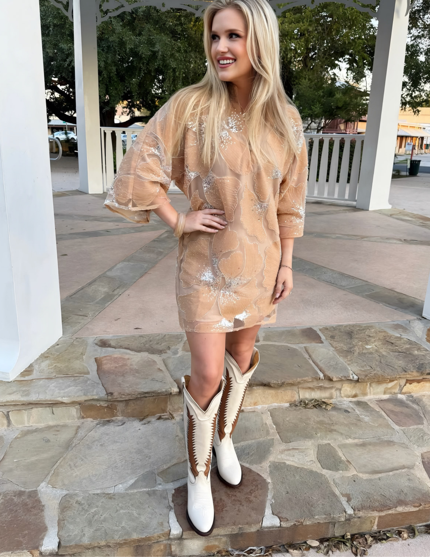 BuddyLove- Madison Sand