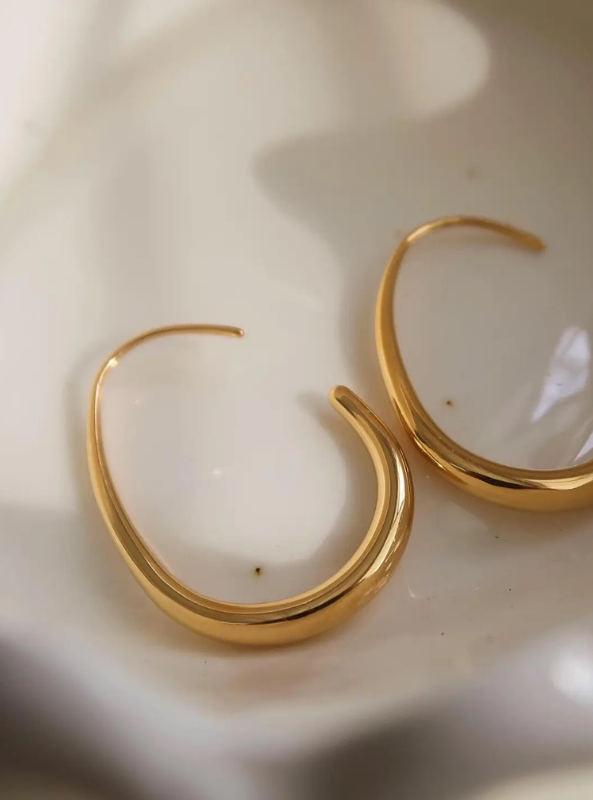 Cyril 18K Gold Non-Tarnish Minimalist Open Hoop Earrings
