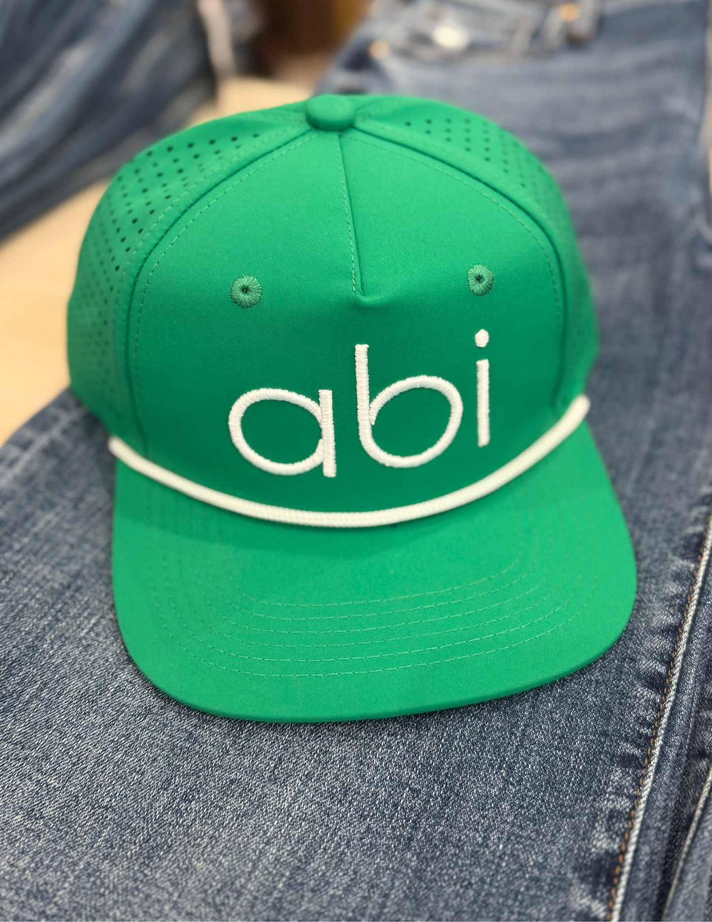 ABI Puff Embroidery Hat- Green w/ White Rope - Tres Chic Boutique
