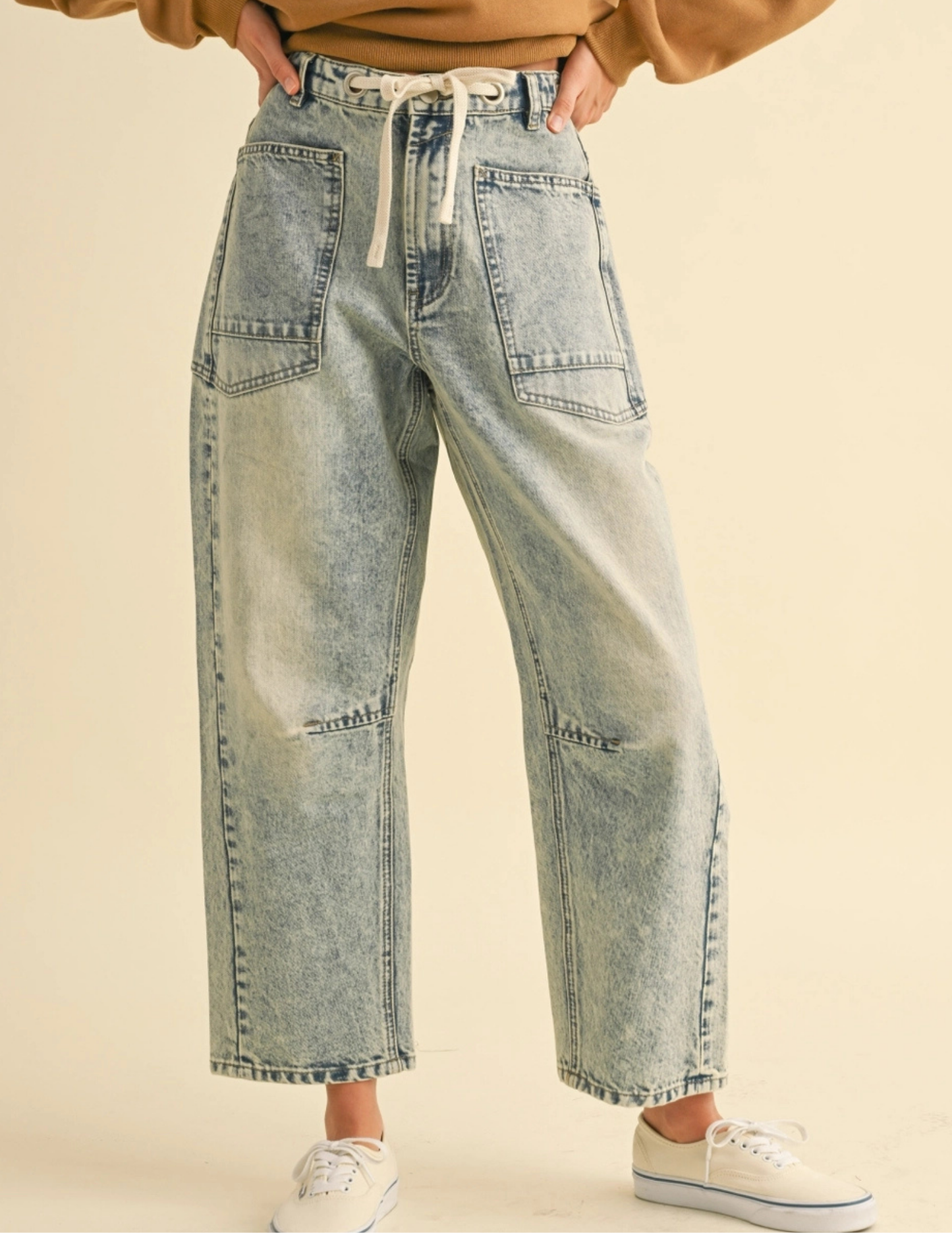 Washed Denim With Tie