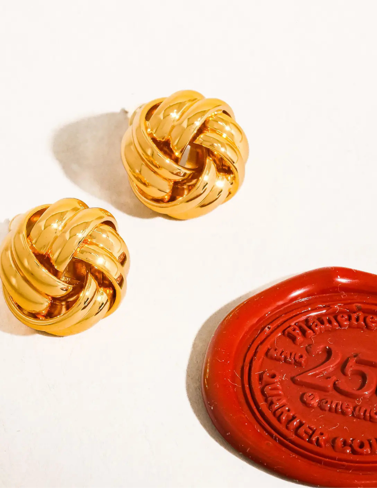 Alix 18K Gold Basket Weaved Classic Studs - Tres Chic Boutique