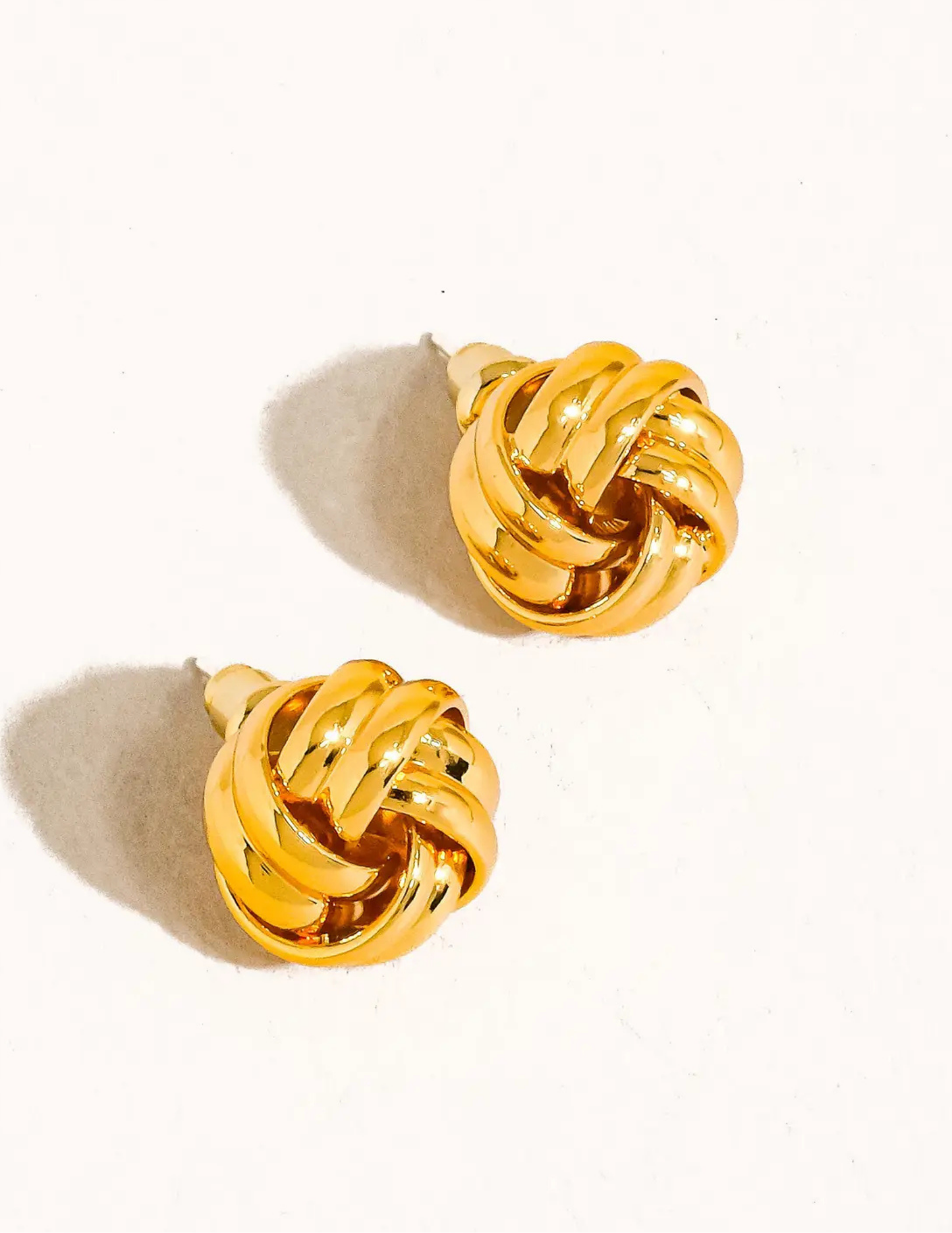 Alix 18K Gold Basket Weaved Classic Studs - Tres Chic Boutique