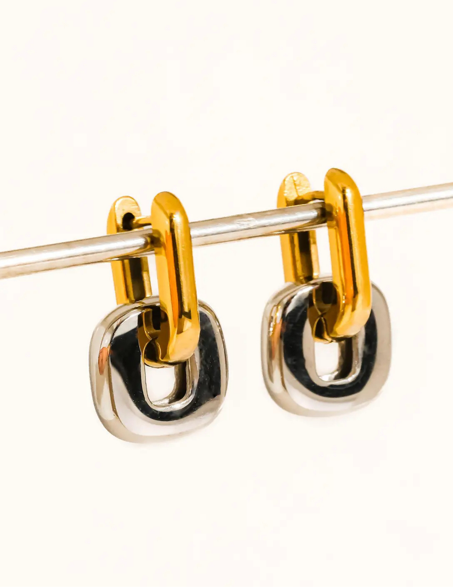 Arliss 18K Gold Non-Tarnish Link Drop Earring Multi Color - Tres Chic Boutique