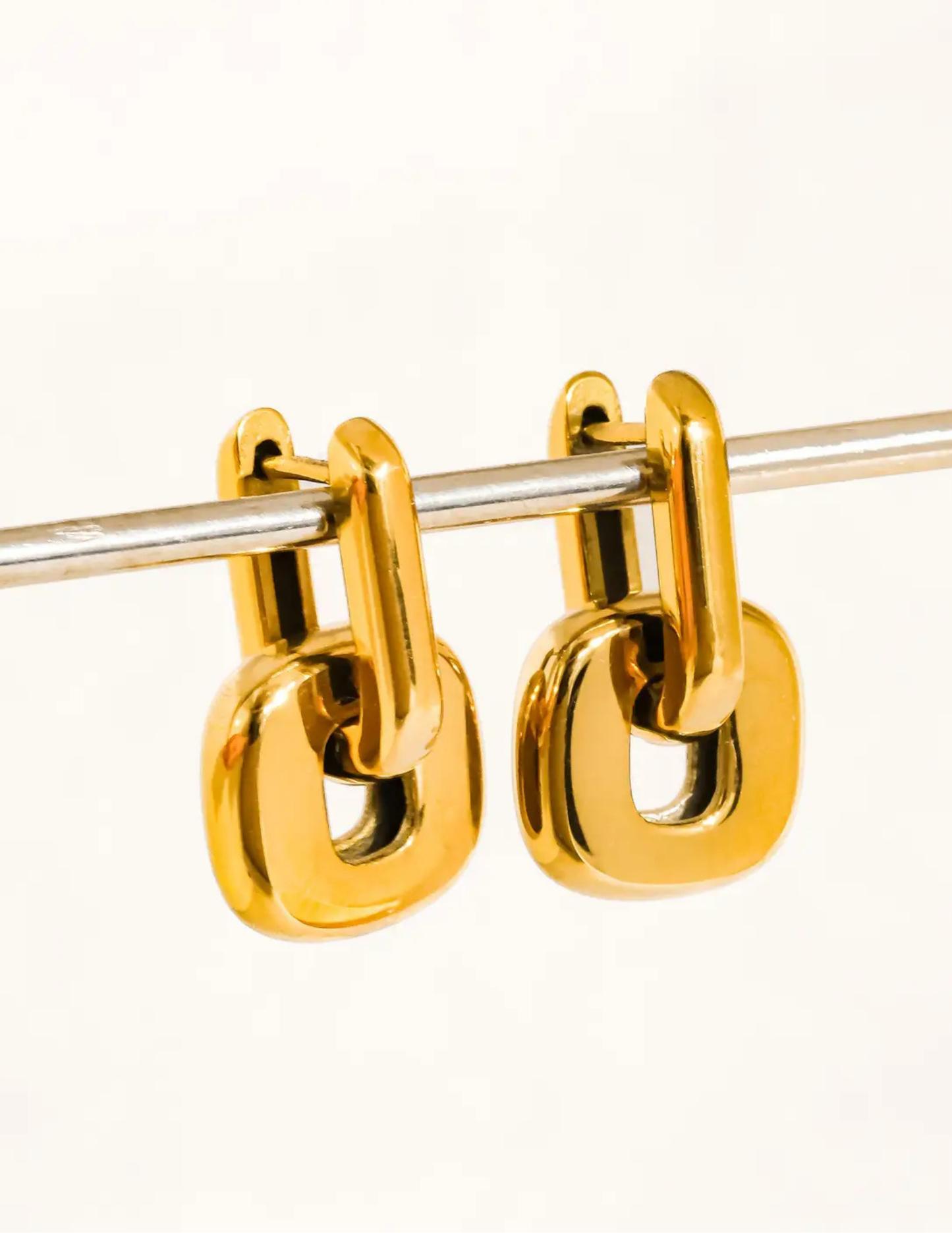 Arliss 18K Gold Non-Tarnish Link Drop Earring - Tres Chic Boutique
