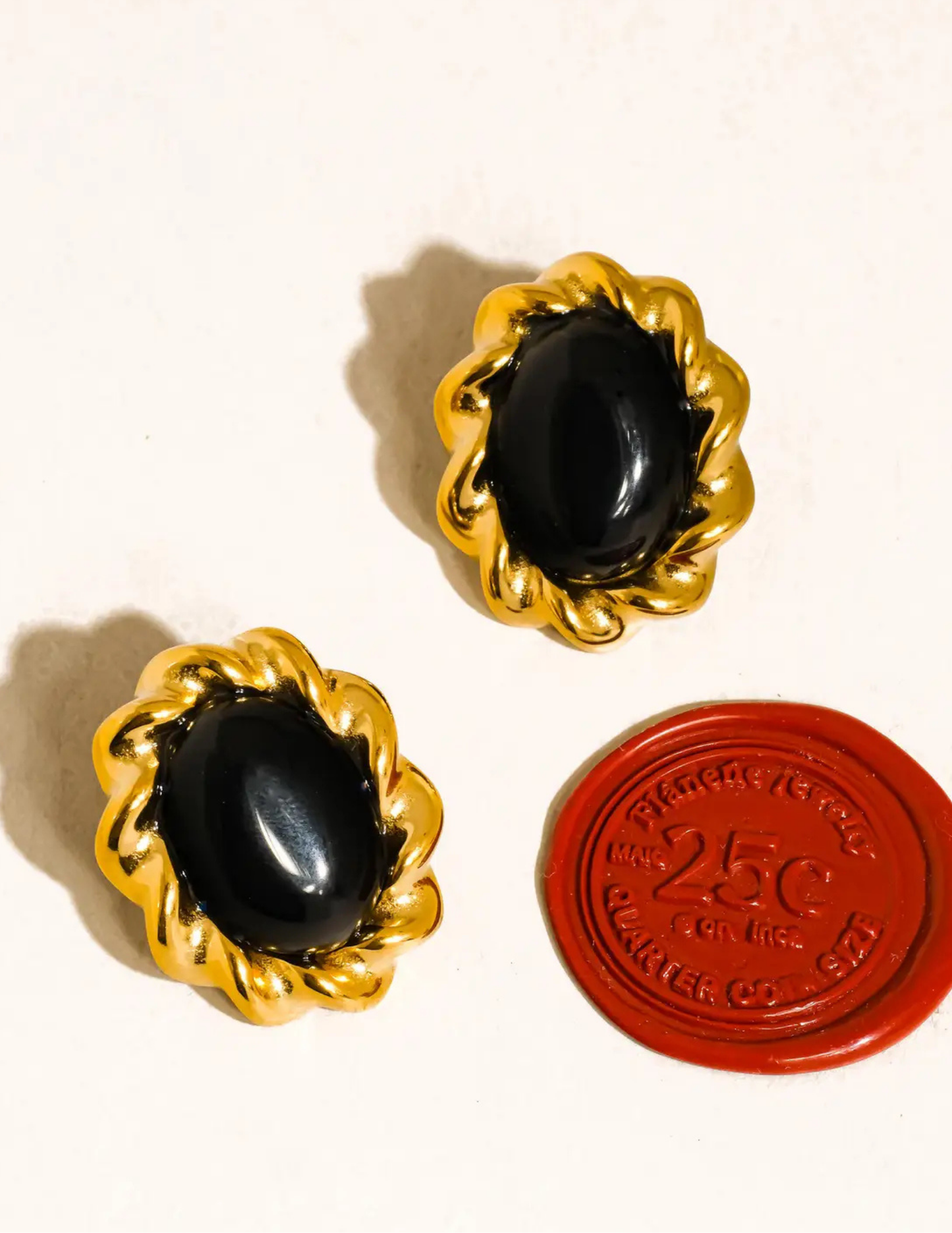 Eulie 18K Gold Non-Tarnish Vintage Stone Oval Earring- Black - Tres Chic Boutique