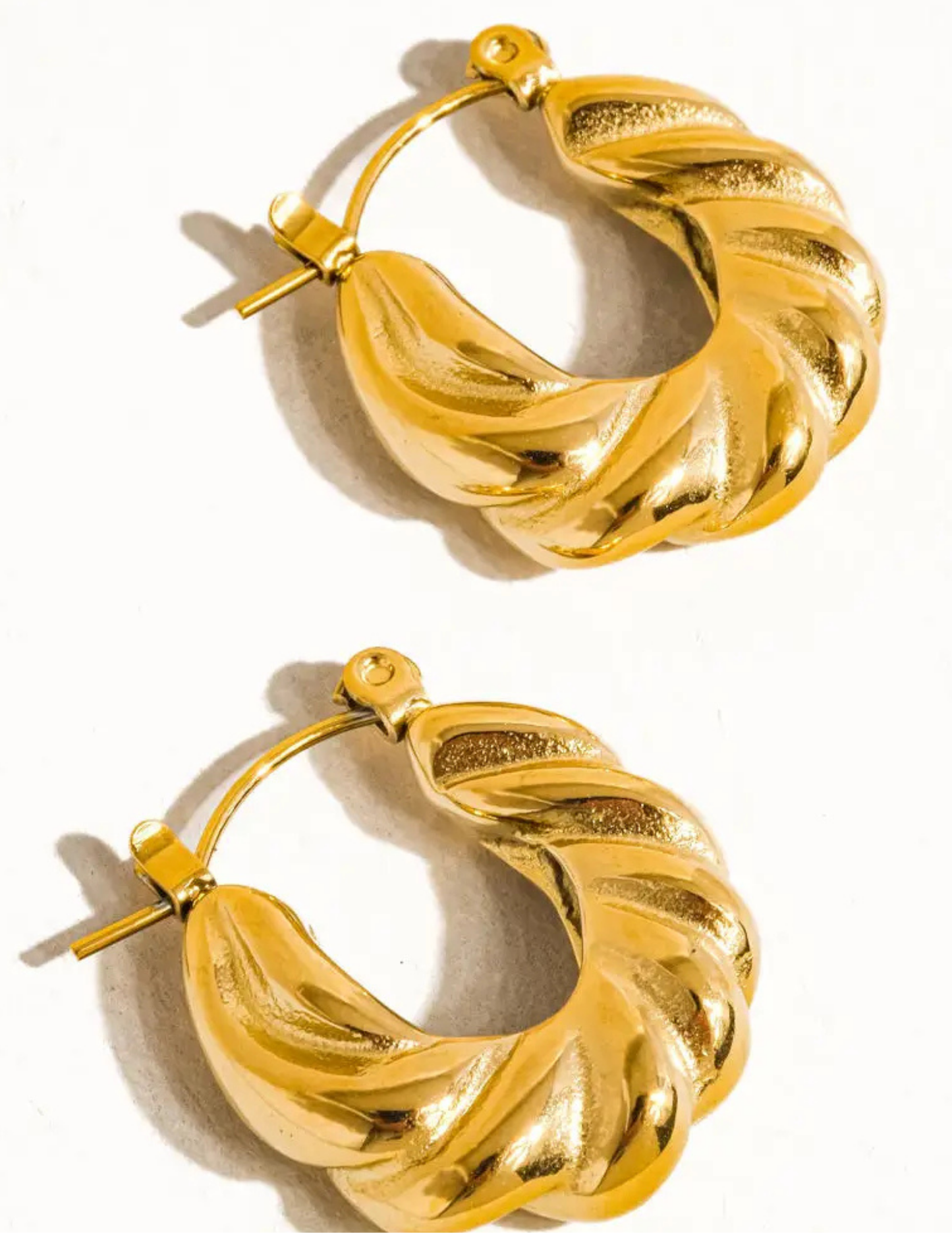 Kimberly 18K Gold Non-Tarnish Braided Hoop Earring - Tres Chic Boutique
