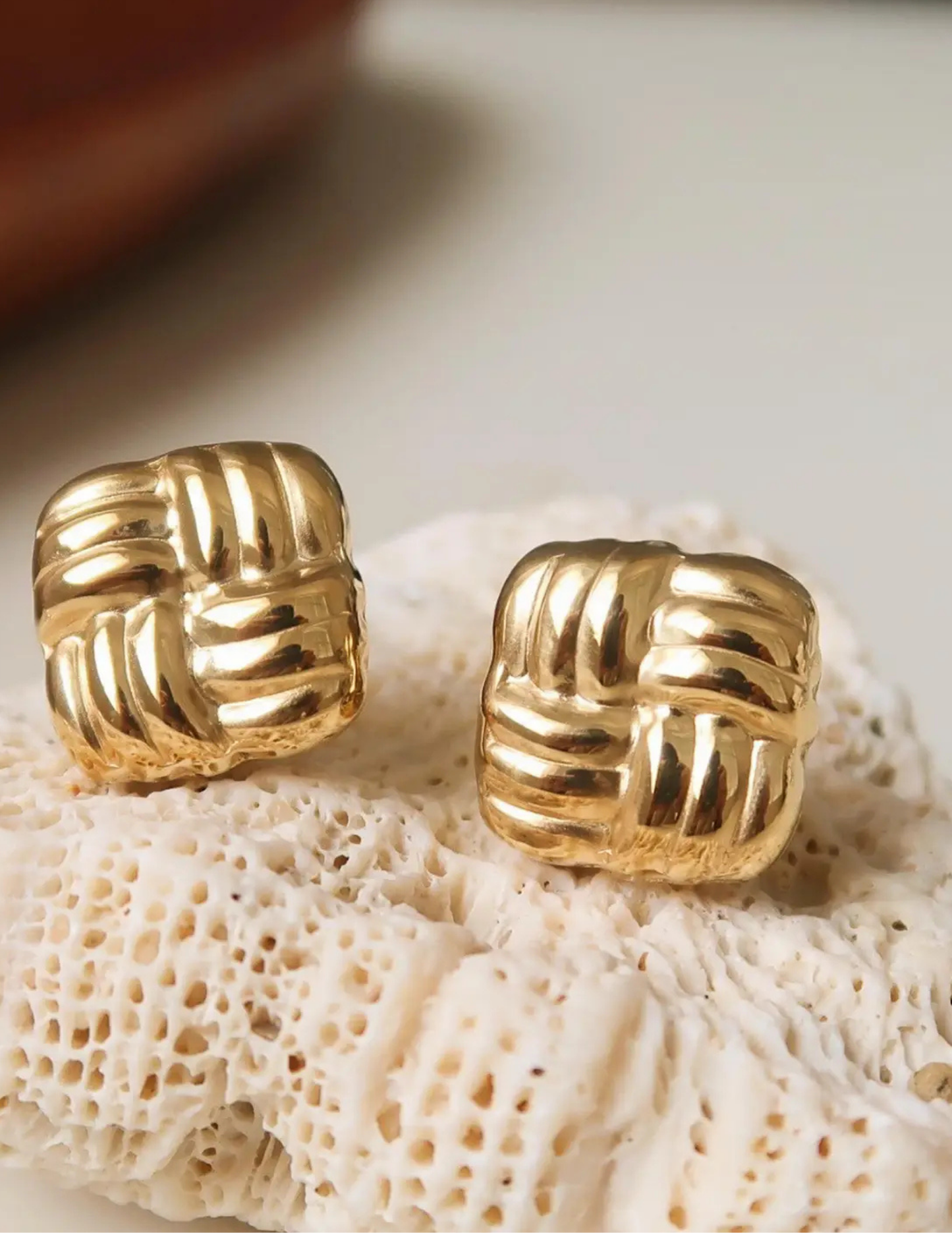 Luella 18K Gold Non-Tarnish Textured Knot Stud Earring - Tres Chic Boutique
