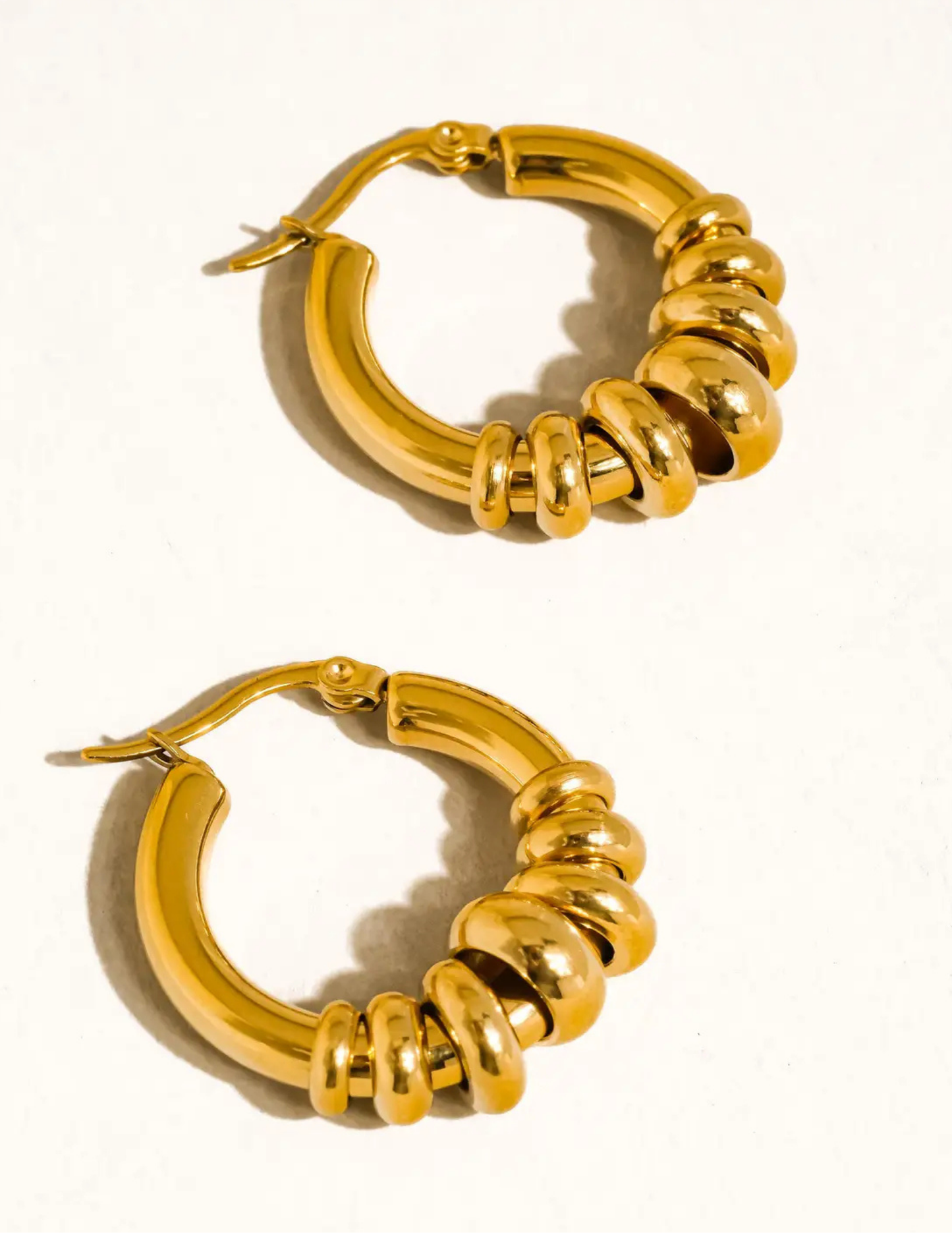 Novine 18K Gold Non-Tarnish Two Tone Hoop Earring - Tres Chic Boutique