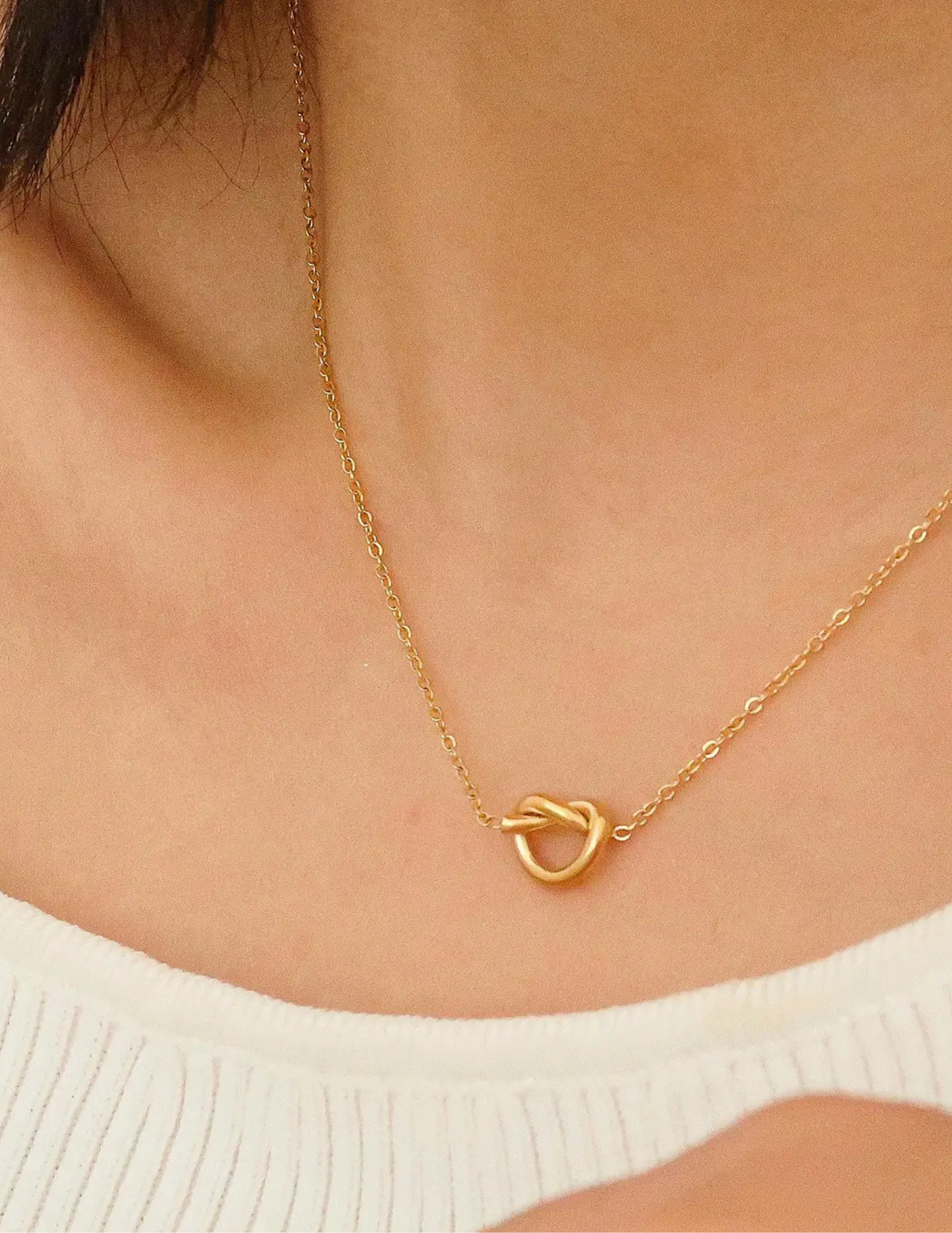 Aimee 18K Gold Petite Heart Non-Tarnish Necklace - Tres Chic Boutique
