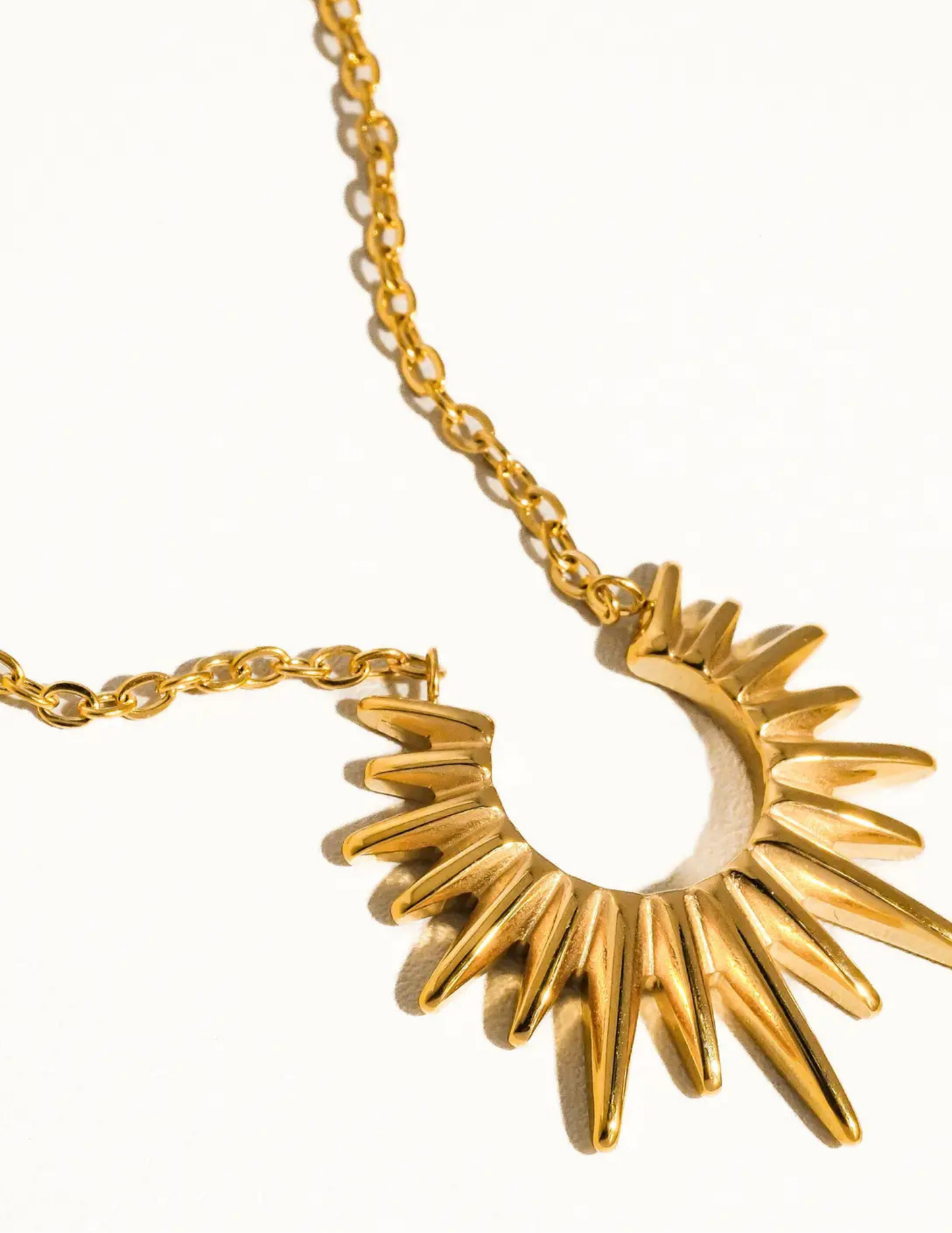 Muse Non-Tarnish Gold Sun Necklace - Tres Chic Boutique