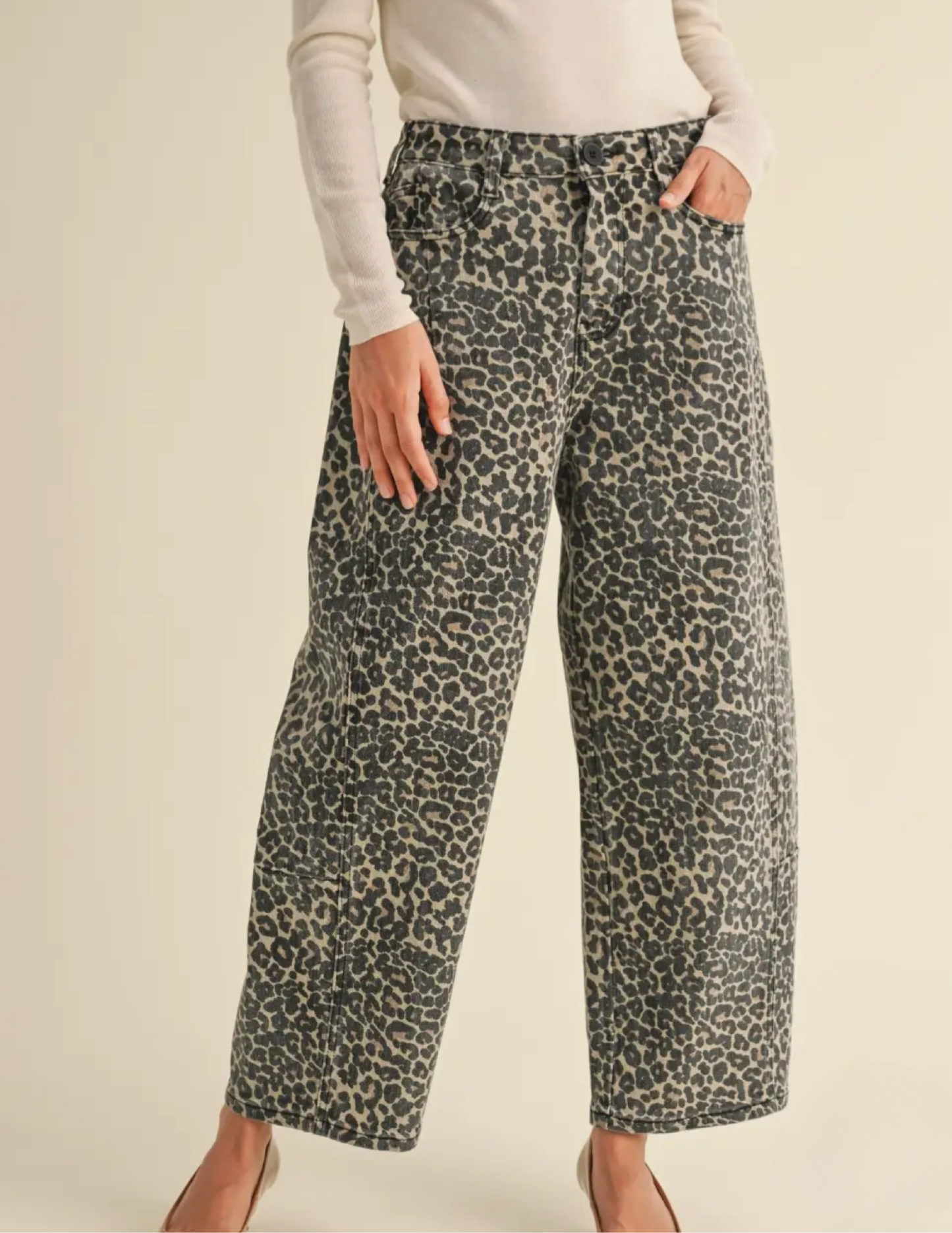 Leopard Print Barrel Jeans - Tres Chic Boutique