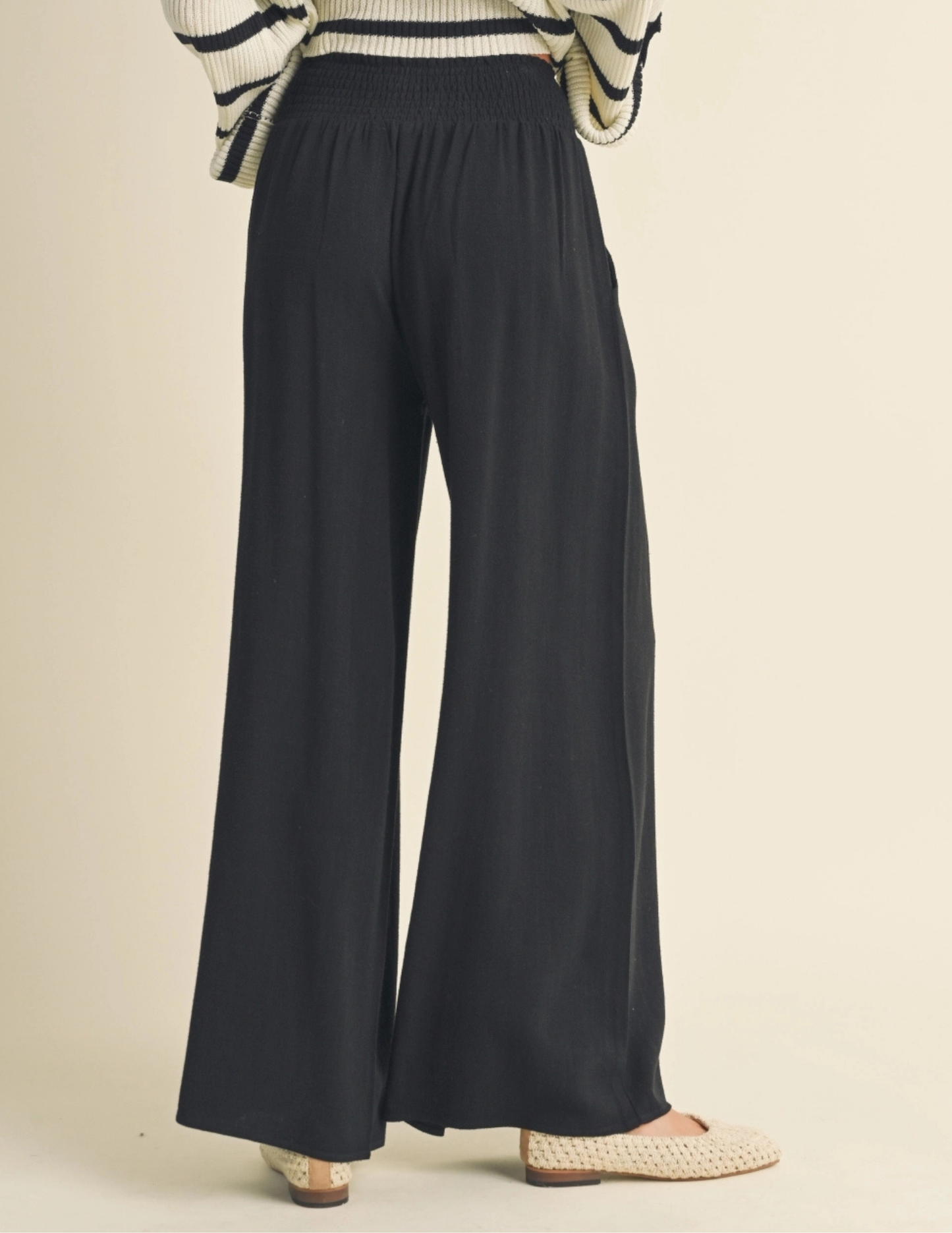 Linen Smocked Waist Pants- Black