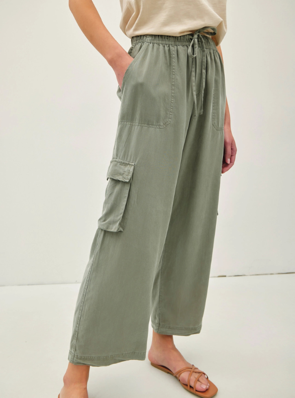 Tencel High Rise Cargo Pants - Tres Chic Boutique