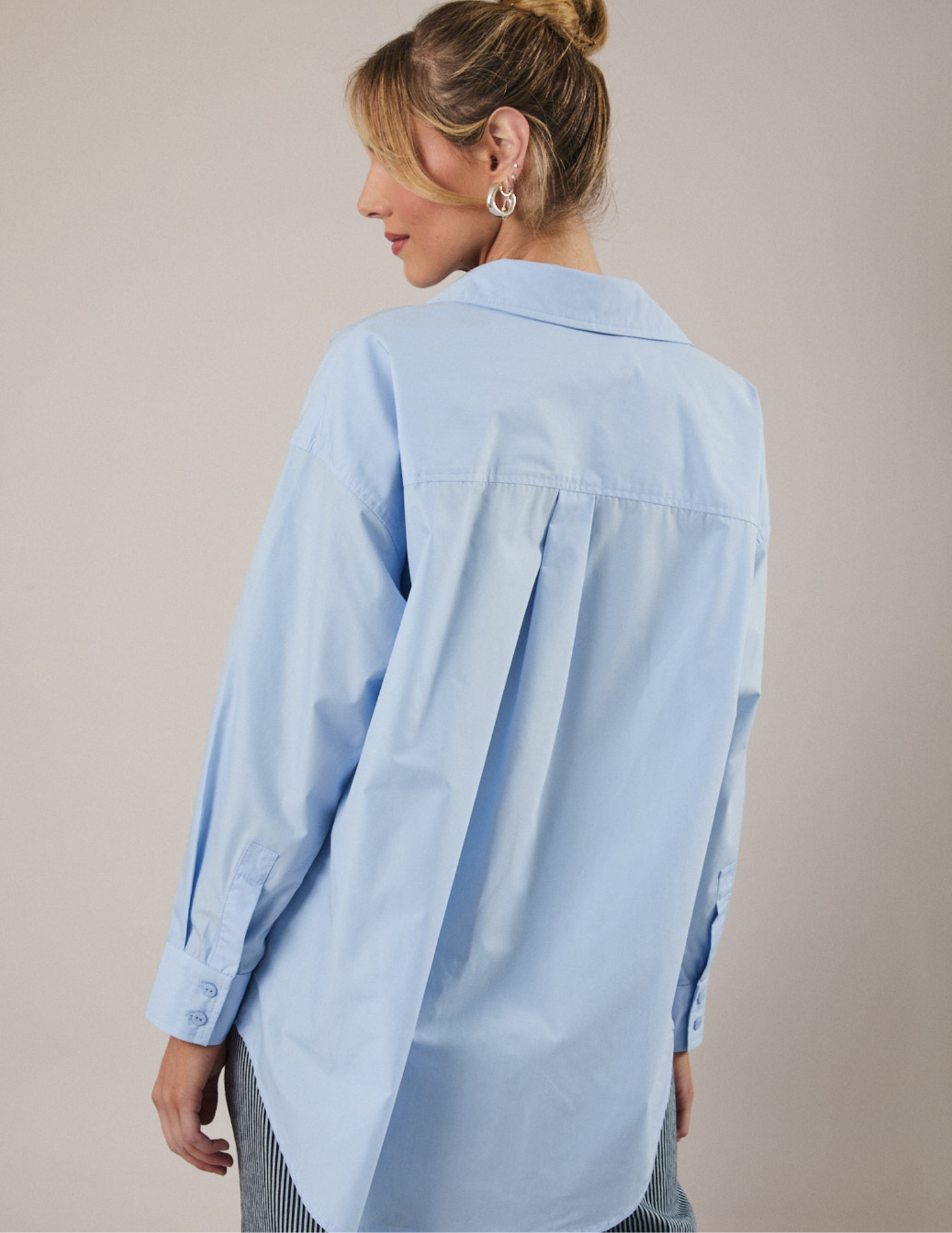 Long Sleeve Overfit Shirt- Light Blue