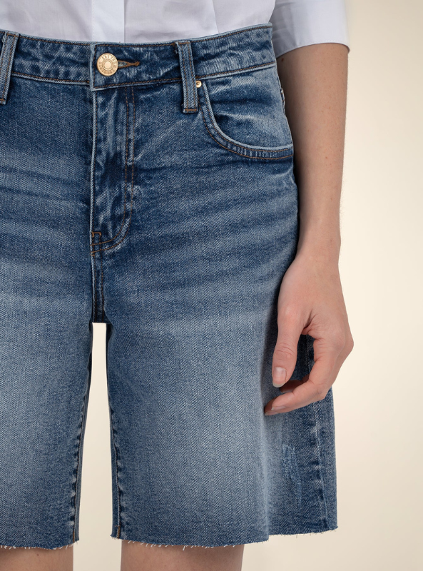 Hailey Bermuda-Basic Raw Hem