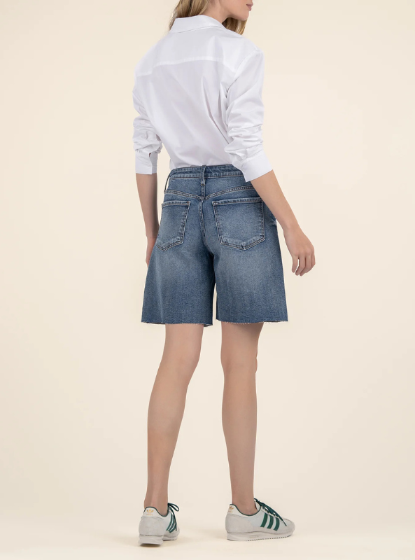 Hailey Bermuda-Basic Raw Hem