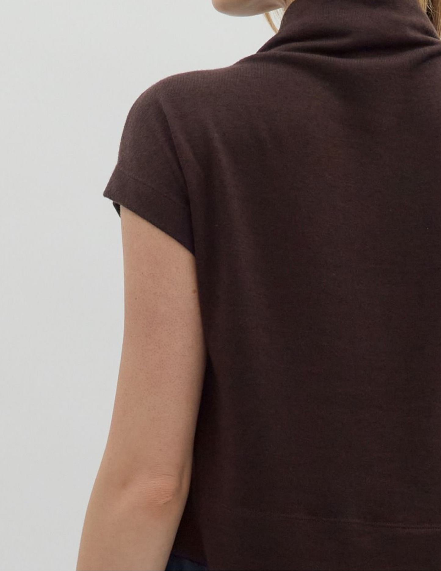 Mock Neck Pullover- Brown - Tres Chic Boutique
