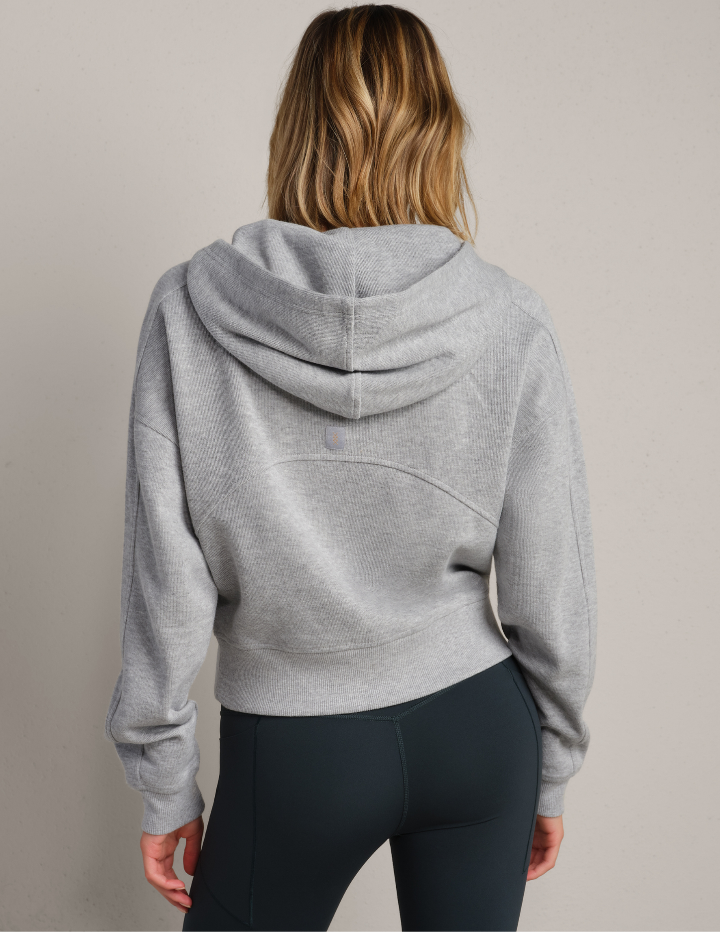 Rhone Apparel Signature Rib 1/2 Zip- Heather Gray - Tres Chic Boutique