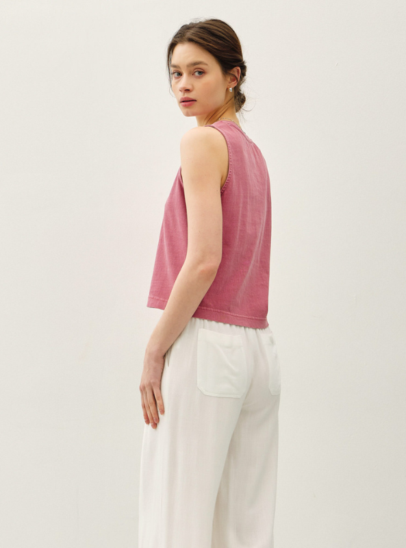 Coral Cropped Basic V-Neck Tank - Tres Chic Boutique