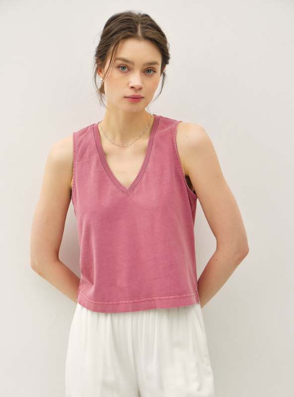 Coral Cropped Basic V-Neck Tank - Tres Chic Boutique