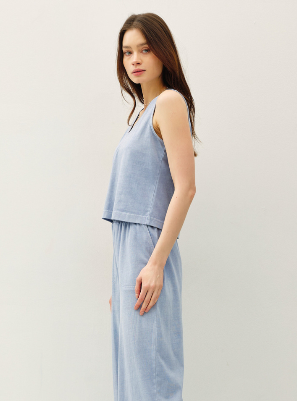 Denim Cropped Basic V-Neck Tank - Tres Chic Boutique