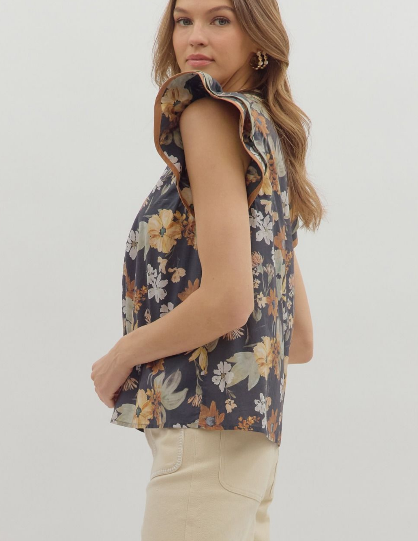 Floral Flutter Sleeve Top- Charcoal - Tres Chic Boutique