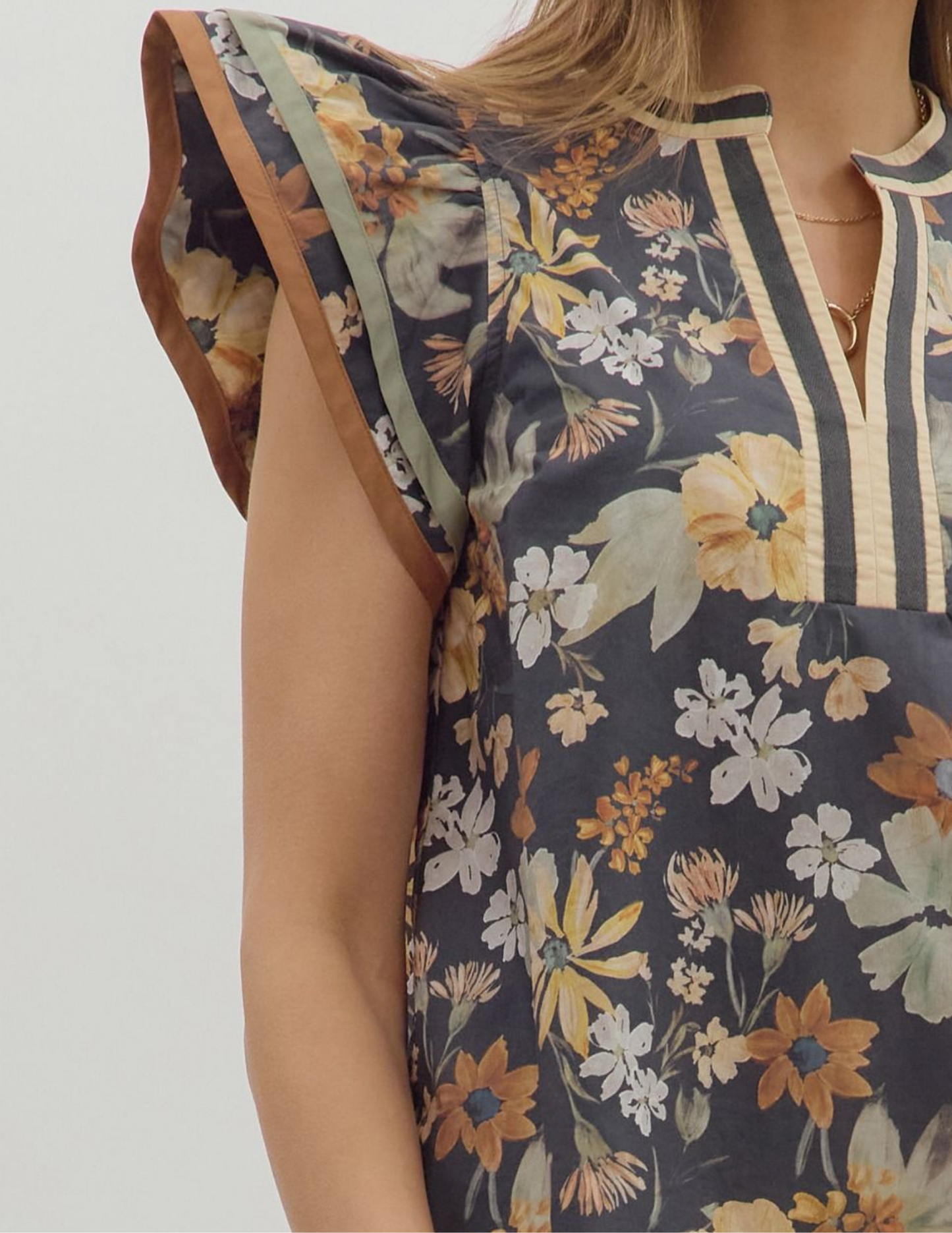 Floral Flutter Sleeve Top- Charcoal - Tres Chic Boutique