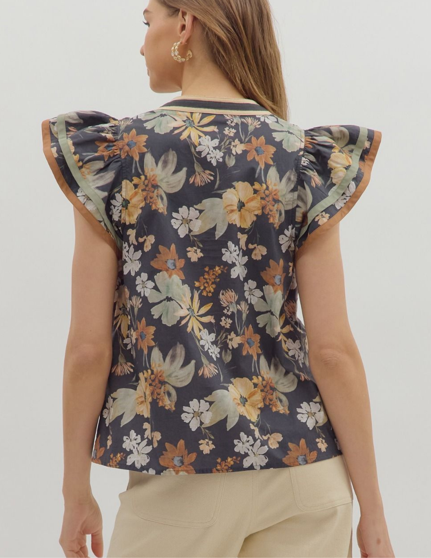 Floral Flutter Sleeve Top- Charcoal - Tres Chic Boutique