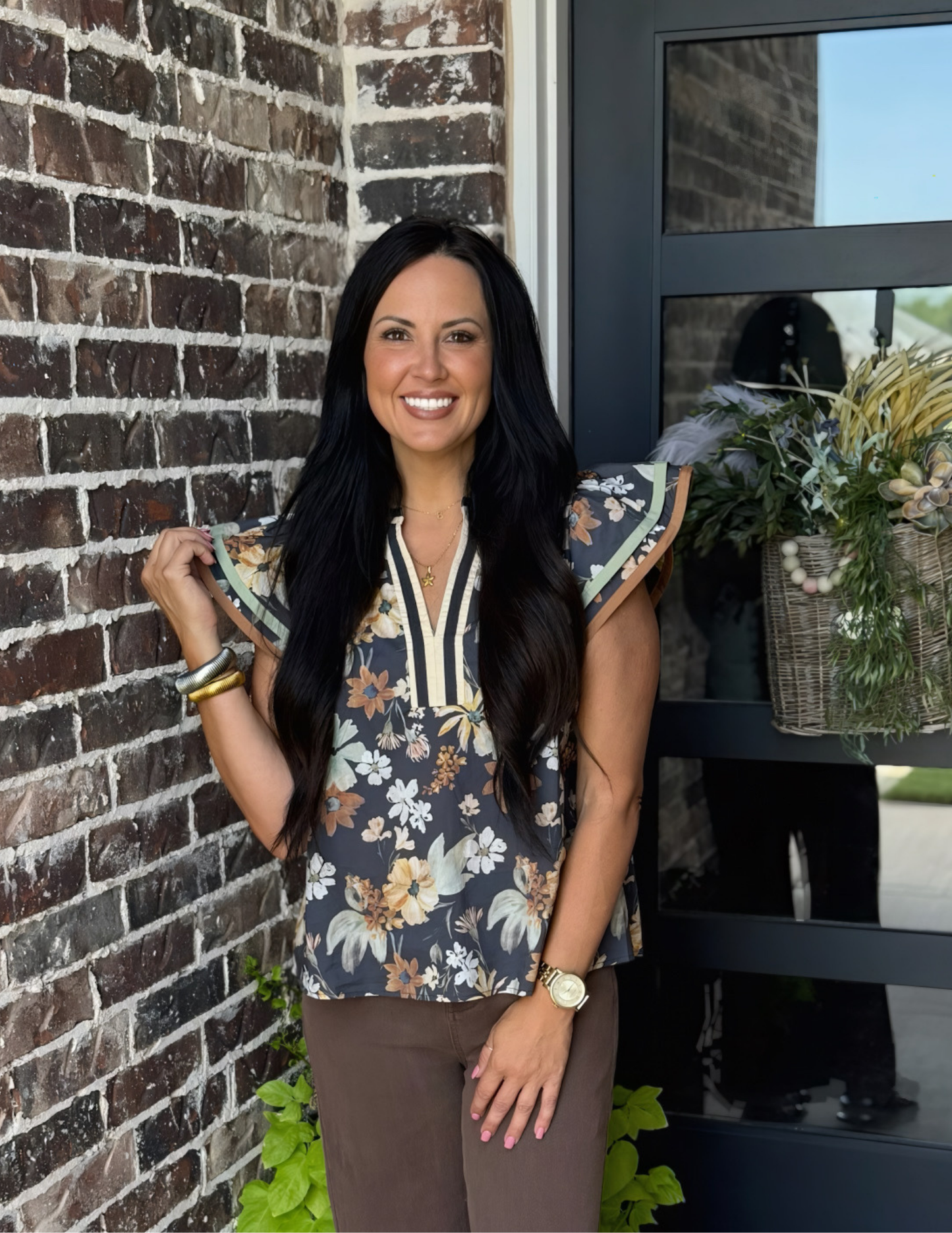 Floral Flutter Sleeve Top- Charcoal - Tres Chic Boutique