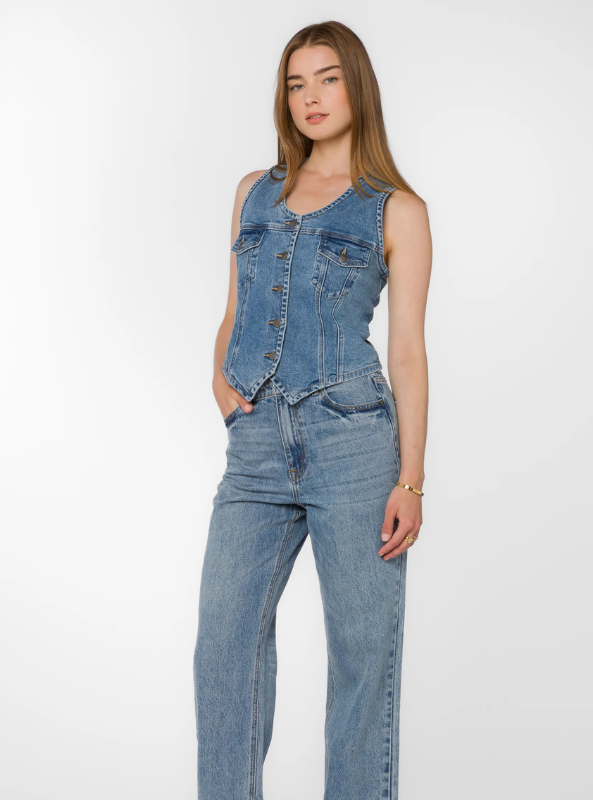 Kiana Vest