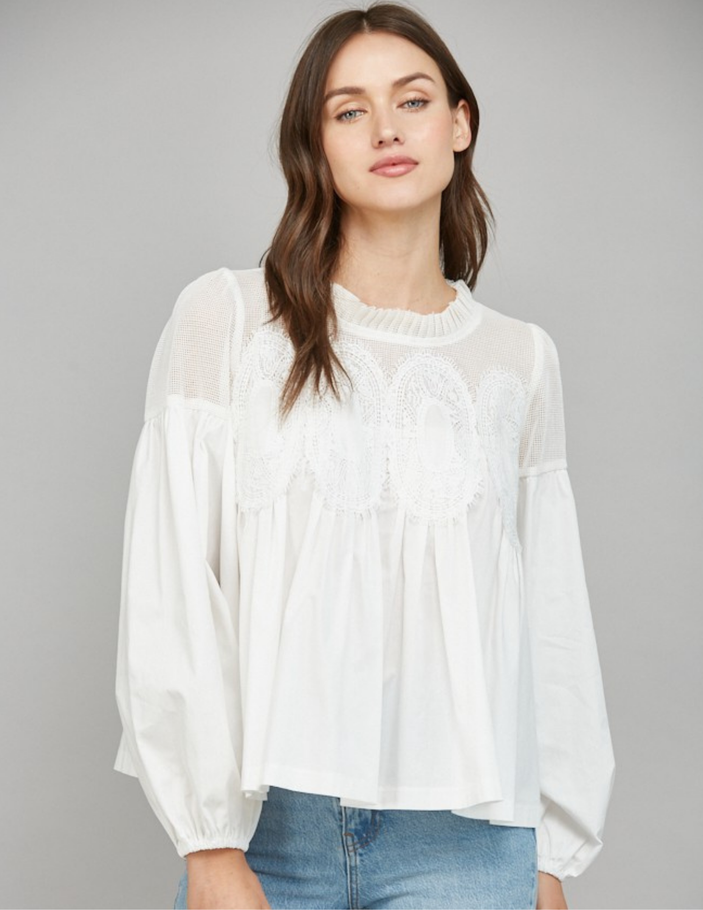 White Lace Applique Top - Tres Chic Boutique