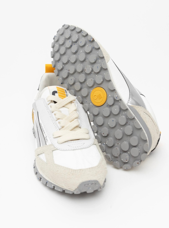 Oncept-Toronto-Silver Flash