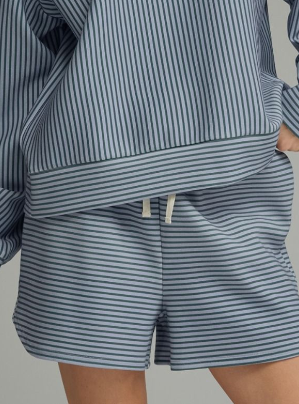 The Hampton Stripe Short- Hunter Green/ Blue