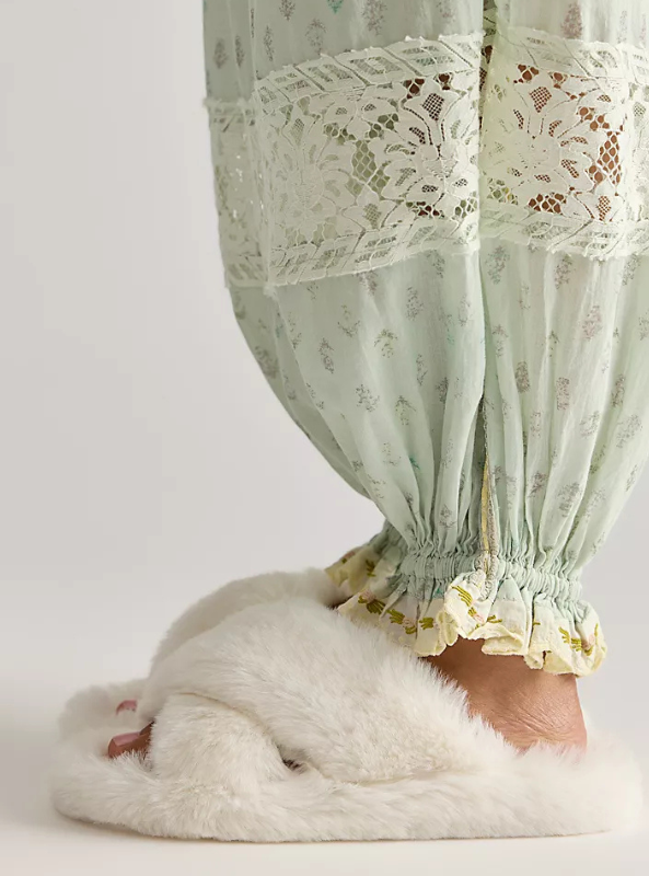 Free People Counting Sheep Slipper - Snow