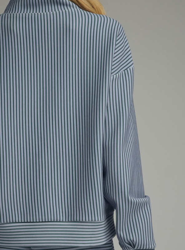 The Hampton Quarter Zip- Hunter Green/ Blue