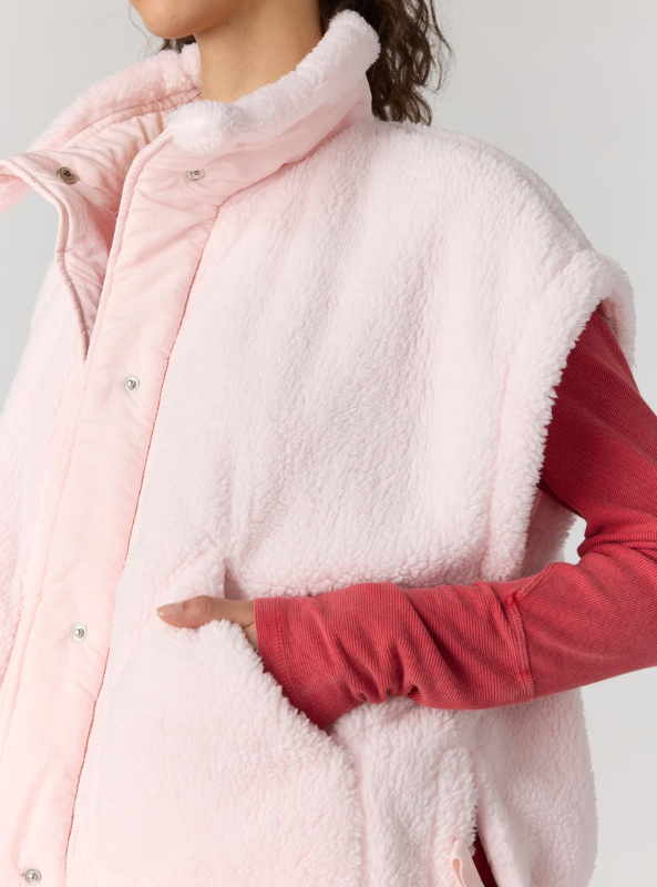 FP Movement-Scout It Out Vest- Pink Blossom