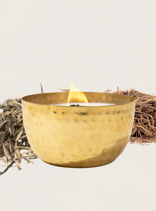 White Tea & Tobacco Candle - Tres Chic Boutique