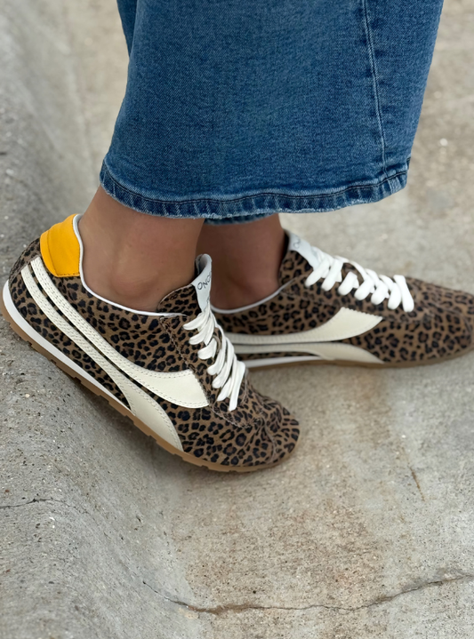 Essex- Leopard