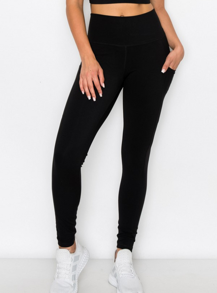 Black Leggings with Pocket - Tres Chic Boutique