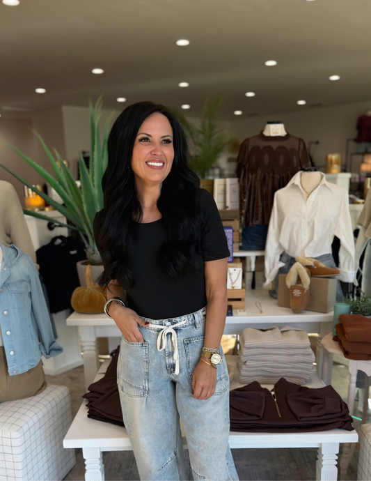 Dty Round Neck Short Sleeve Bodysuit- Black