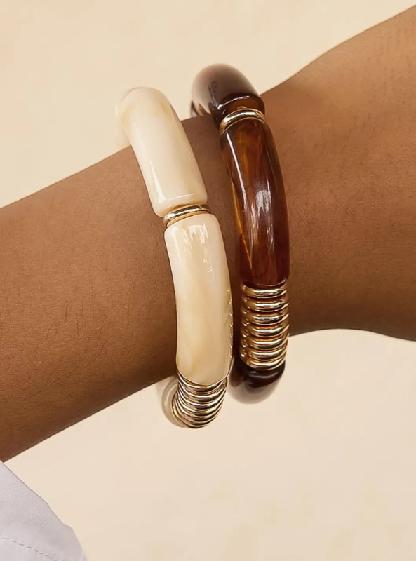 Cove 18K Gold Non- Tarnish Chunky Resin Bangles Set- Brown