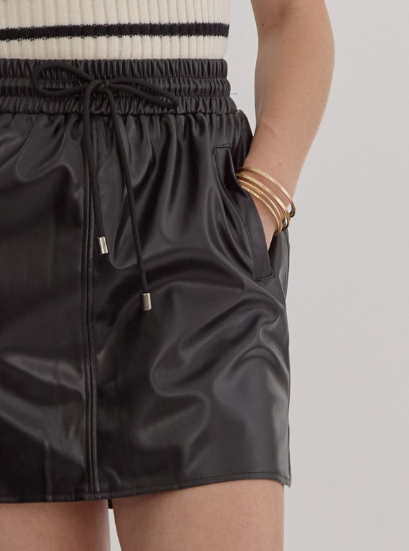 Black Faux Leather Mini Skirt - Tres Chic Boutique