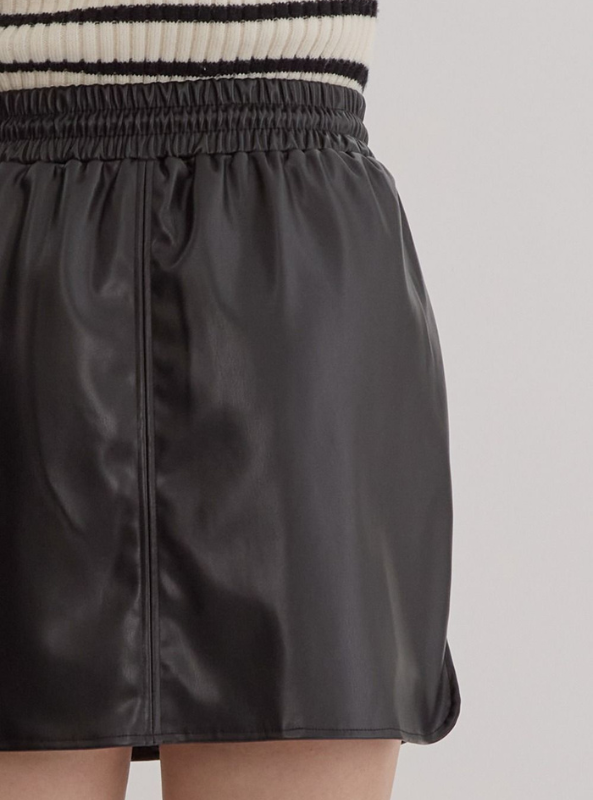 Black Faux Leather Mini Skirt - Tres Chic Boutique