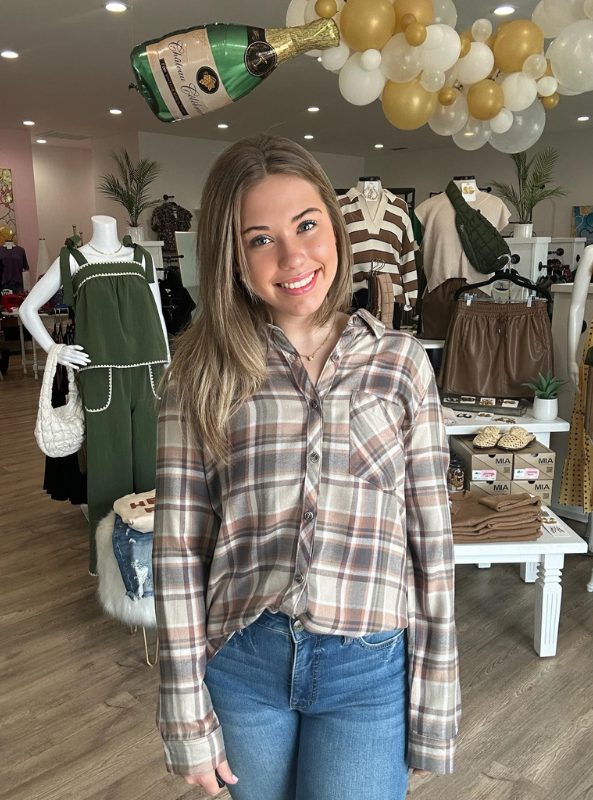 Classic Flannel Top - Tres Chic Boutique