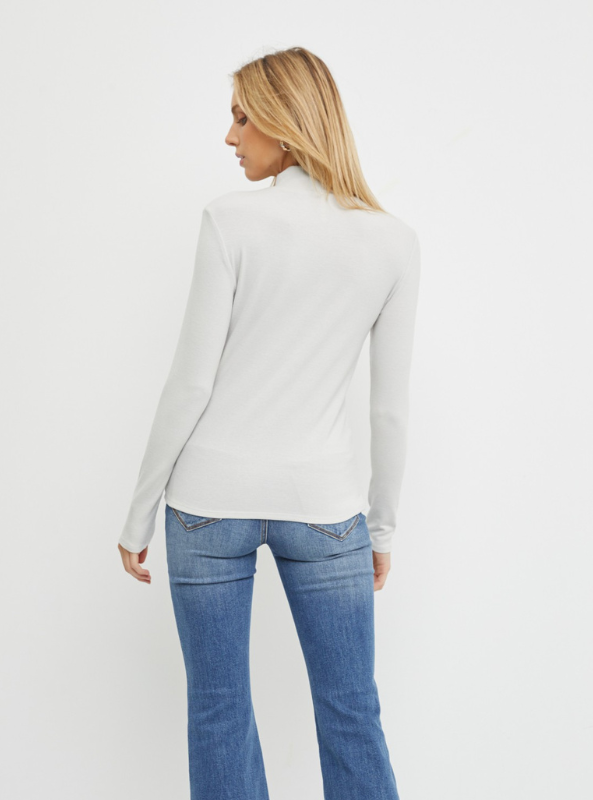 Oatmeal Knit Turtleneck - Tres Chic Boutique