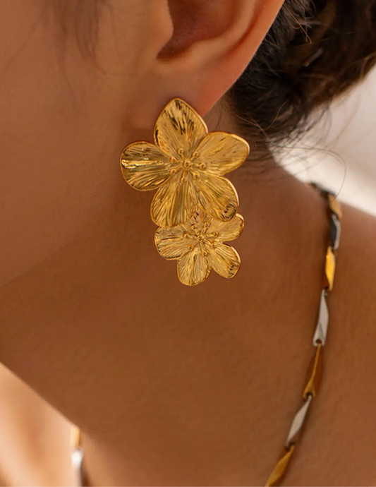 Ivy 18K Gold Statement Stacked Flower Earring - Tres Chic Boutique