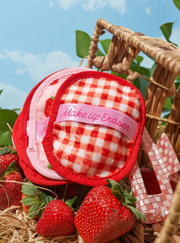 MakeUp Eraser- Strawberry Fields 7-Day Set | Limited Edition